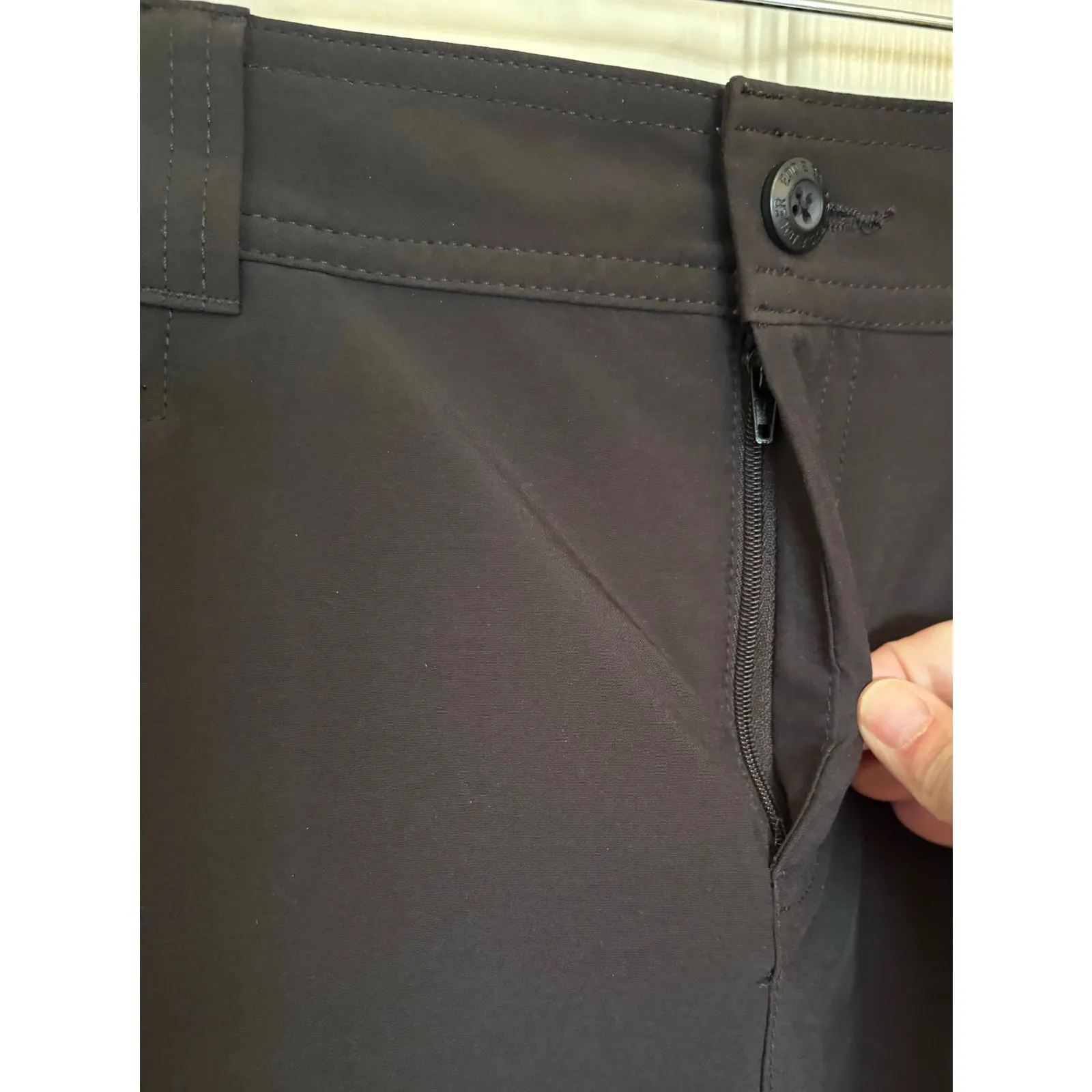 Eddie Bauer skort black size 8 - Image 5