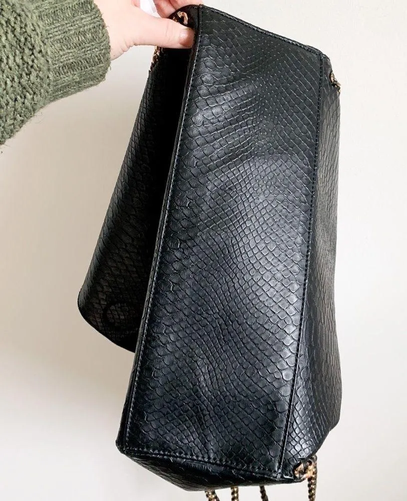 Black Croc Print Vegan Leather Tote Bag With Gold Metal Chain Strap - Image 8