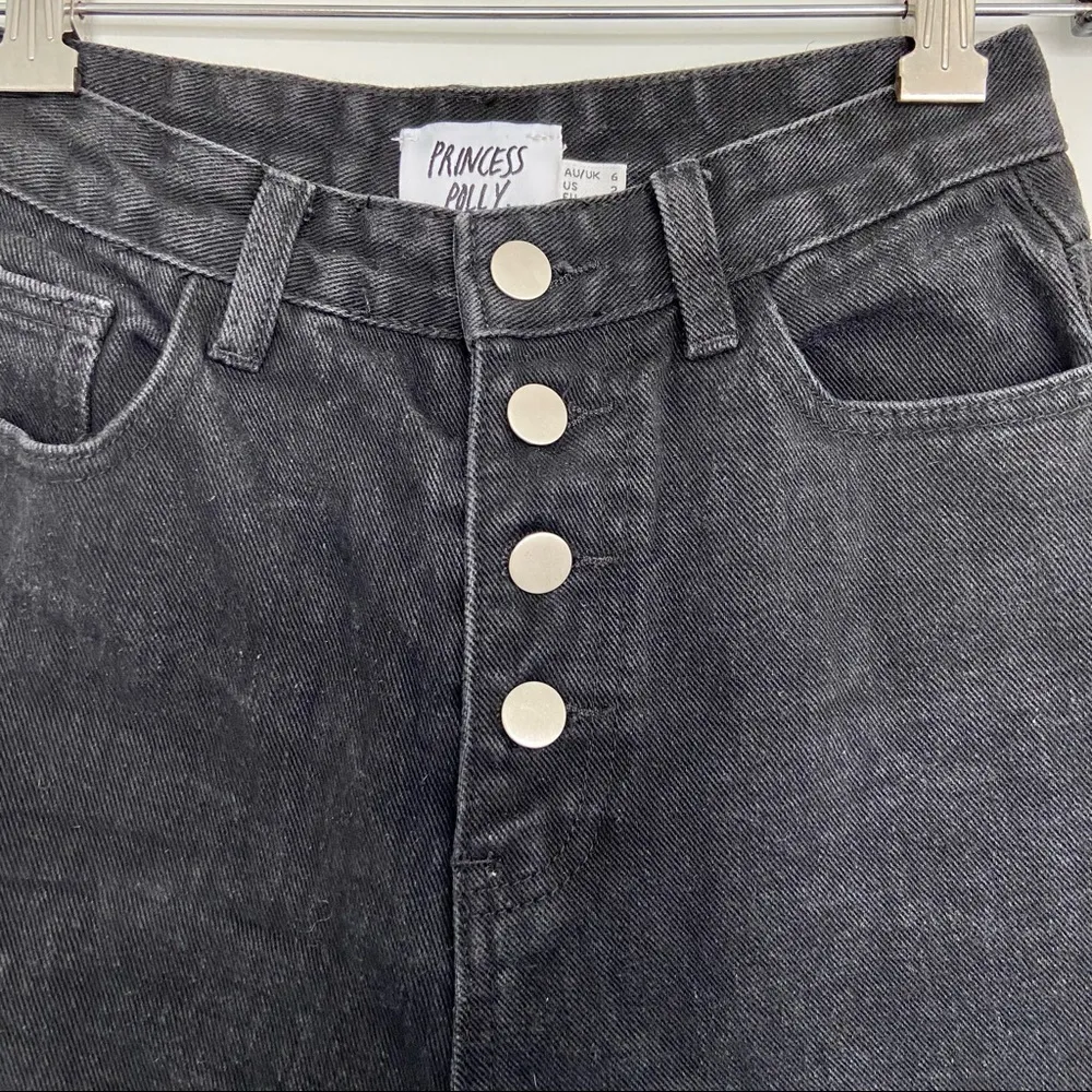 Princess Polly Fall in Line Knee Rips Black Jeans - Image 7