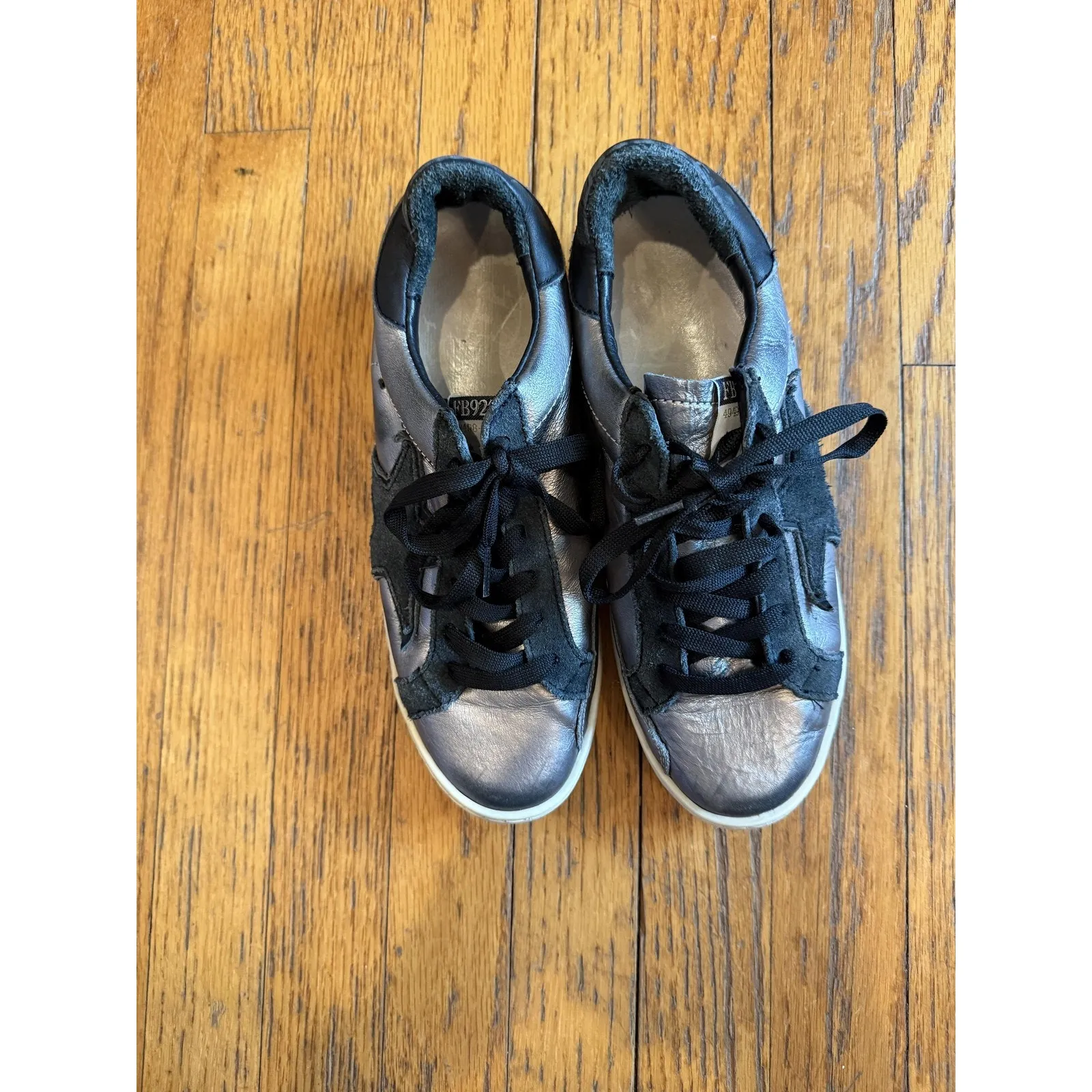 Freebird by Steven Shoes Womens Size 9 Silver Black Star Low Top Sneakers FB927 - Image 3