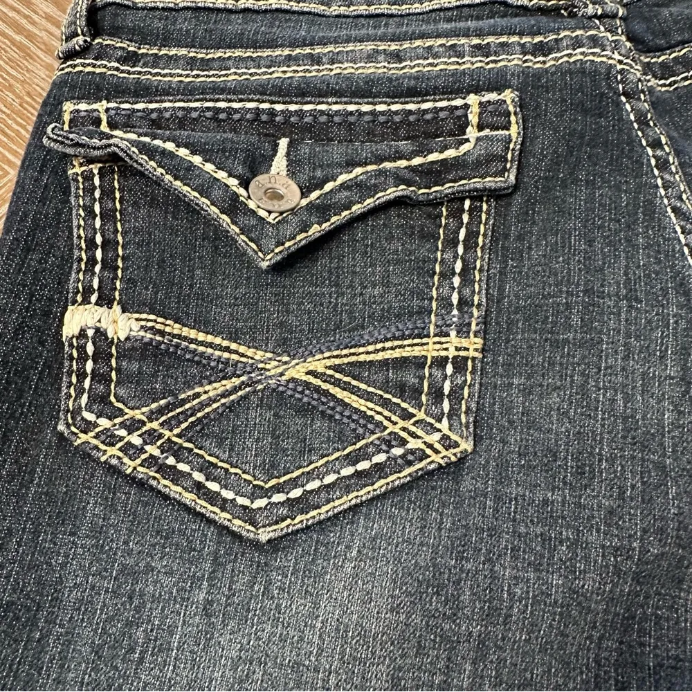 a.n.a Denim Bermuda Shorts Womens 6 - Image 7