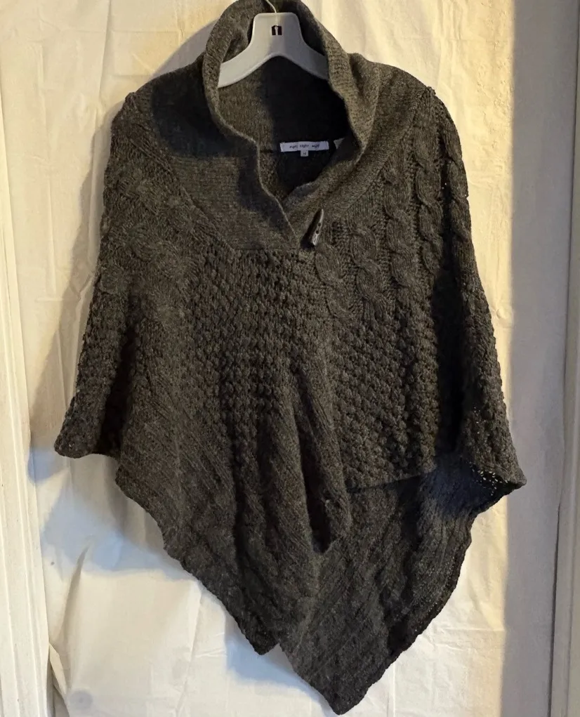 Eight Eight Eight Sweater Poncho Size Medium Grey Wool Blend Warm Cozycore Knit - Image 1