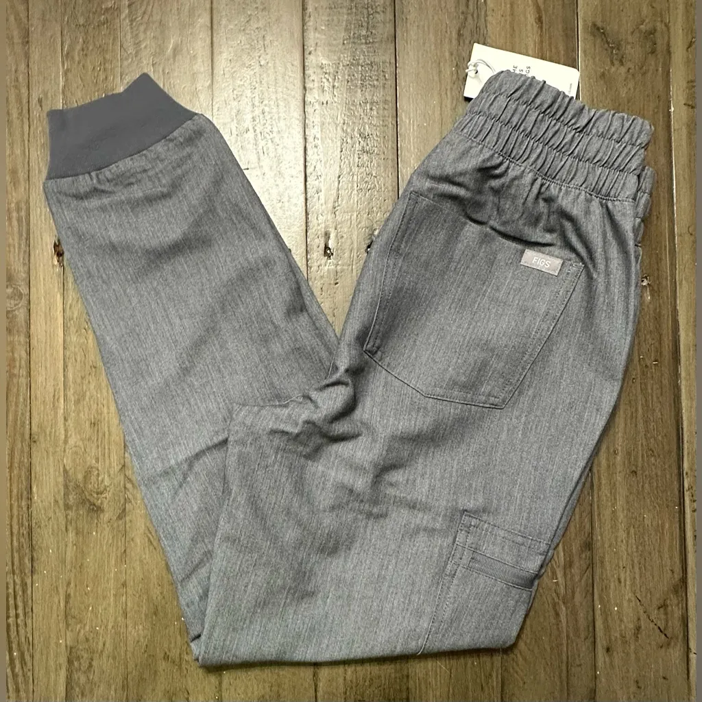 NWT FIGS High Waisted Petite Zamora Jogger Scrub Pants - XSP - Graphite Grey - Image 10
