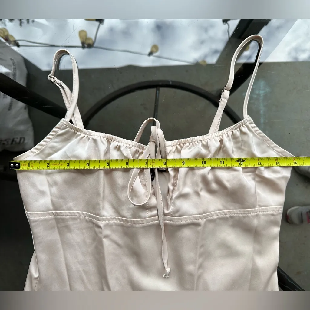 Kendall & Kylie Silky Satin Spaghetti Strap Midi Slip Dress in Cream Size Small - Image 4
