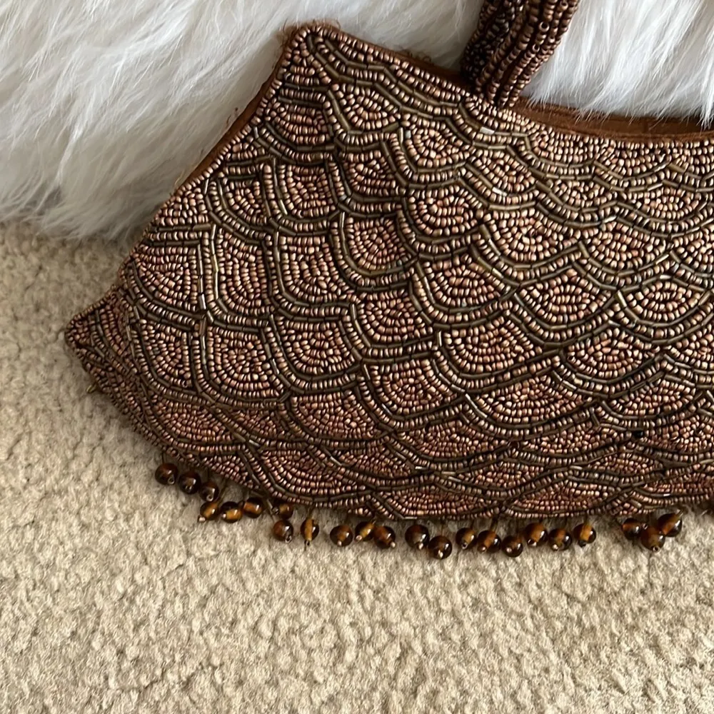Vintage brown beaded fish scale triangle shape double handle satin handbag purse - Image 4