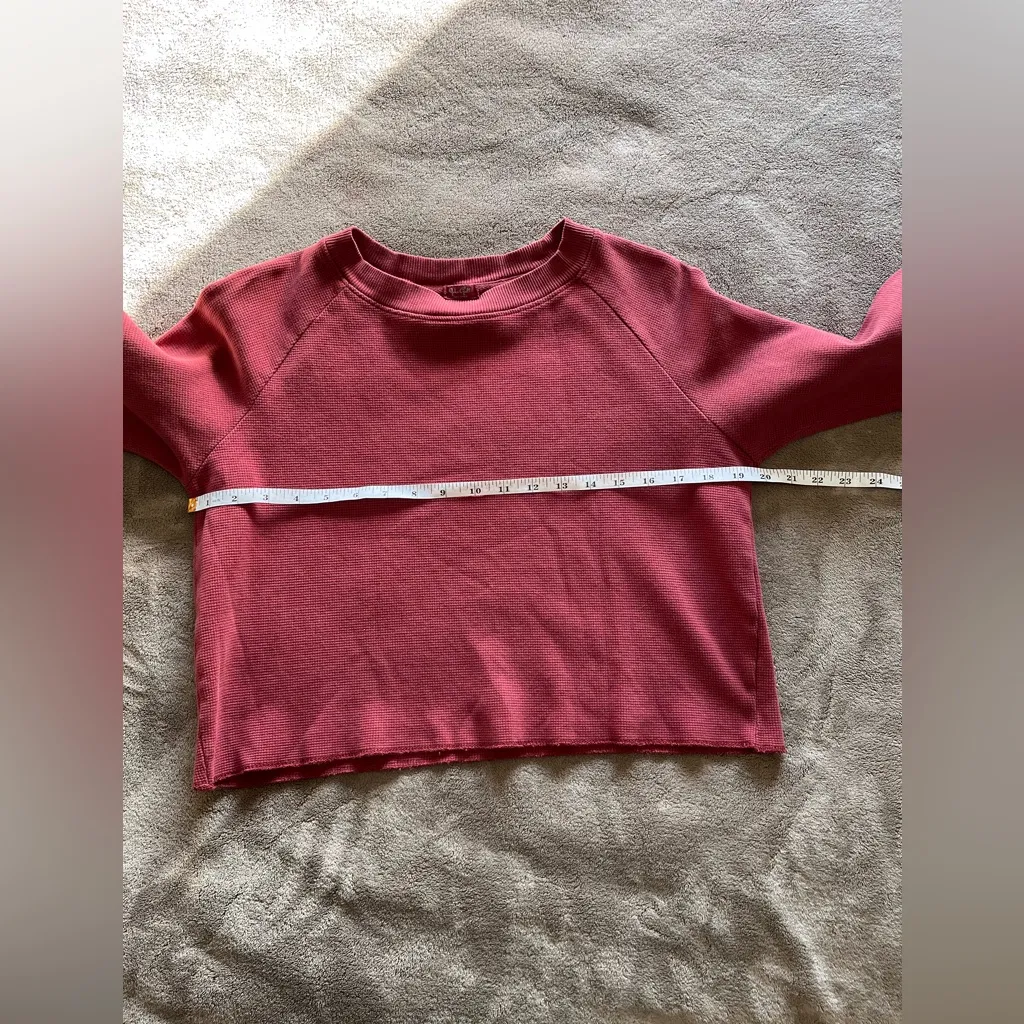 BRANDY MELVILLE John GALT Burgundy Pullover Thermal Shirt One Size EUC - Image 5