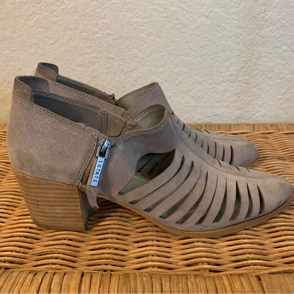 1 State Arnet Heeled Leather Slip on Shoe Size 8 - Image 7