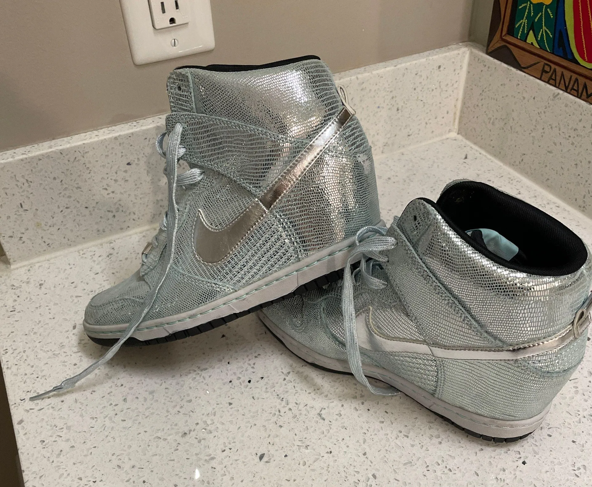 High Tops Baby Blue Sequin 8.5 - Image 3