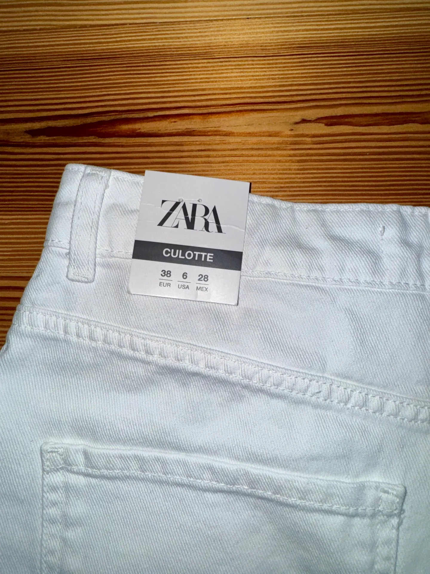 Wide Leg Jeans - Image 3