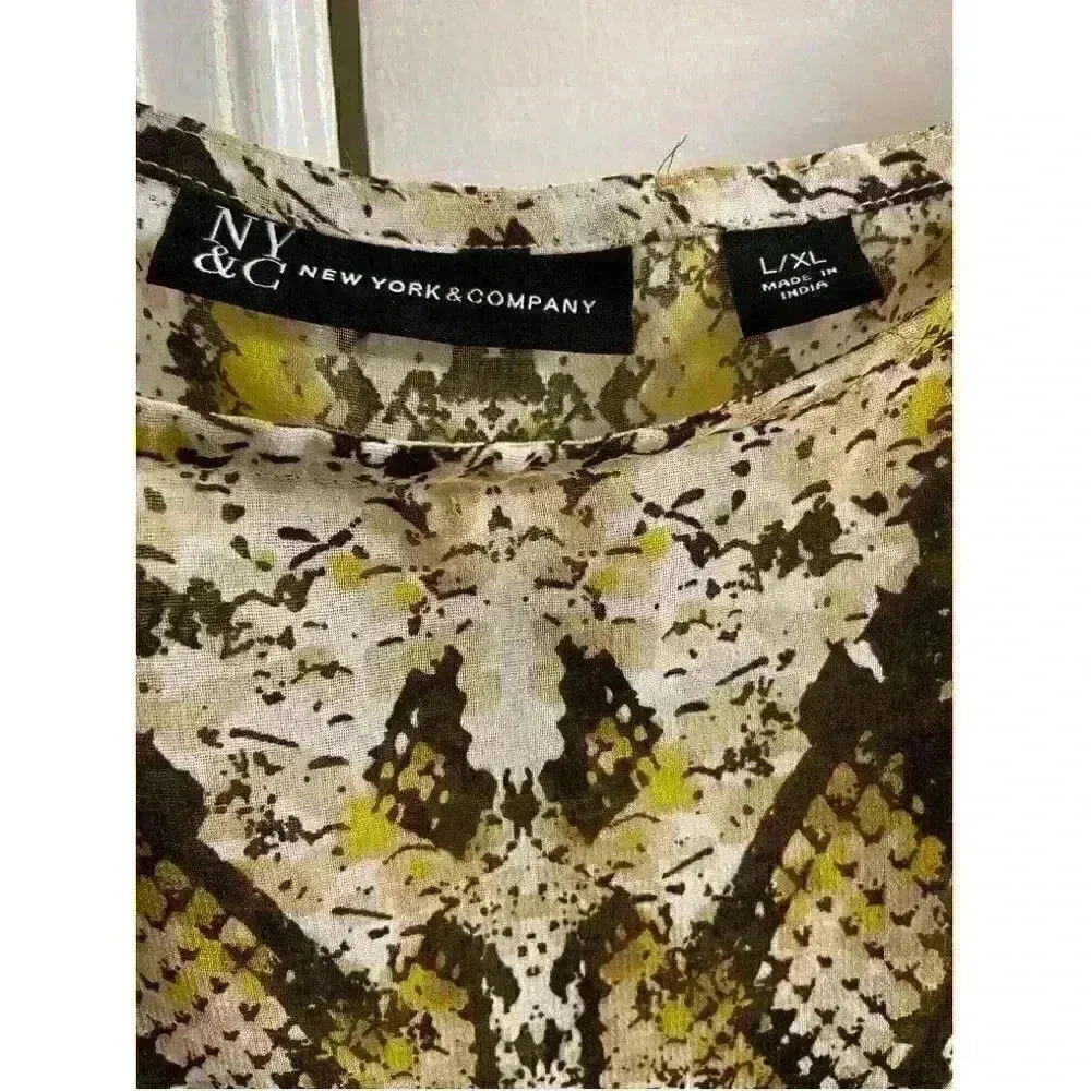 NEW YORK & co. Snake skin print sheer Asymmetrical coverup L/XL - Image 4