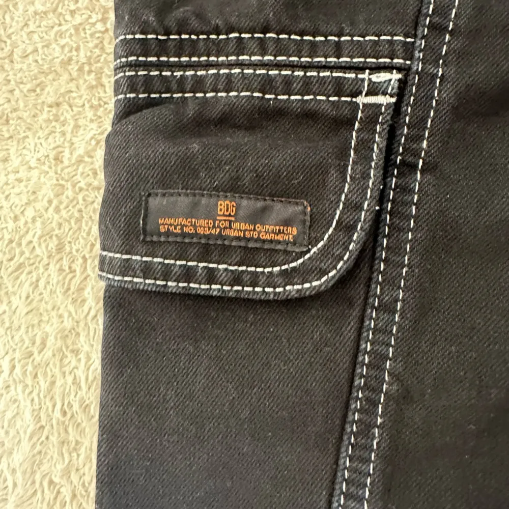 BDG Urban Outfitters Black Relaxed Skate Jean Cargo Jeans Women's Size 28 - Image 5