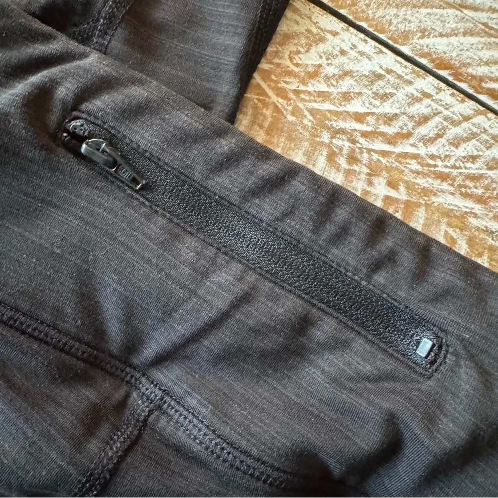 🏃🏼‍♀️Women's FILA SPORT® Zipper-Pocket Mid-Rise Fleece Leggings🏃🏼‍♀️  ~small - Image 6