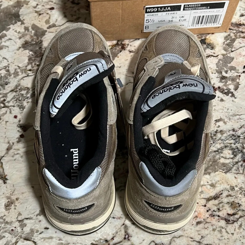 New Balance 991 MiUK JJJJound Grey Olive Size 5.5 IN HAND - Image 2