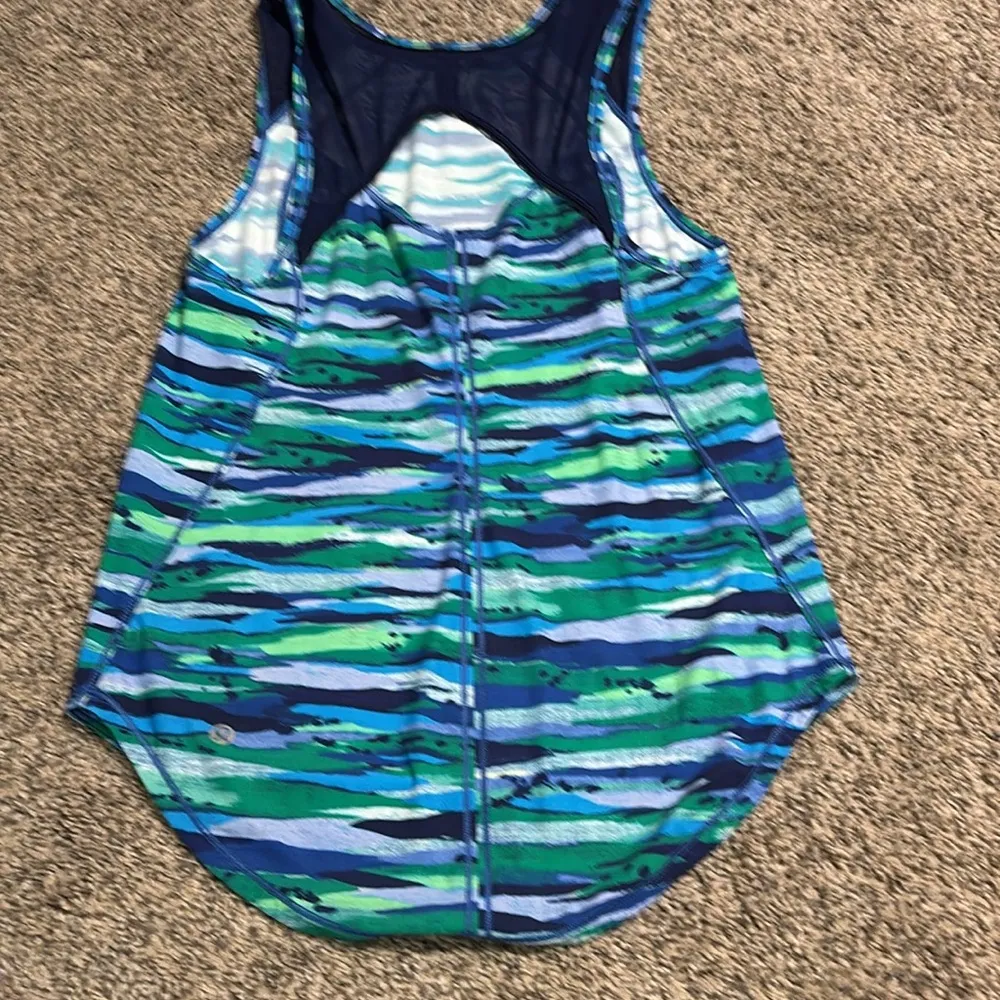 Lululemon Sculpt Tank size 0/2 - Image 3