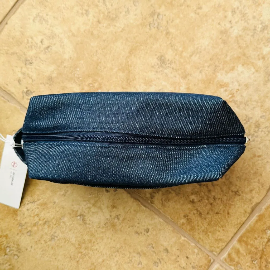 NWT AG Los Angeles Denim Toiletry Cosmetic Makeup Bag - Image 5