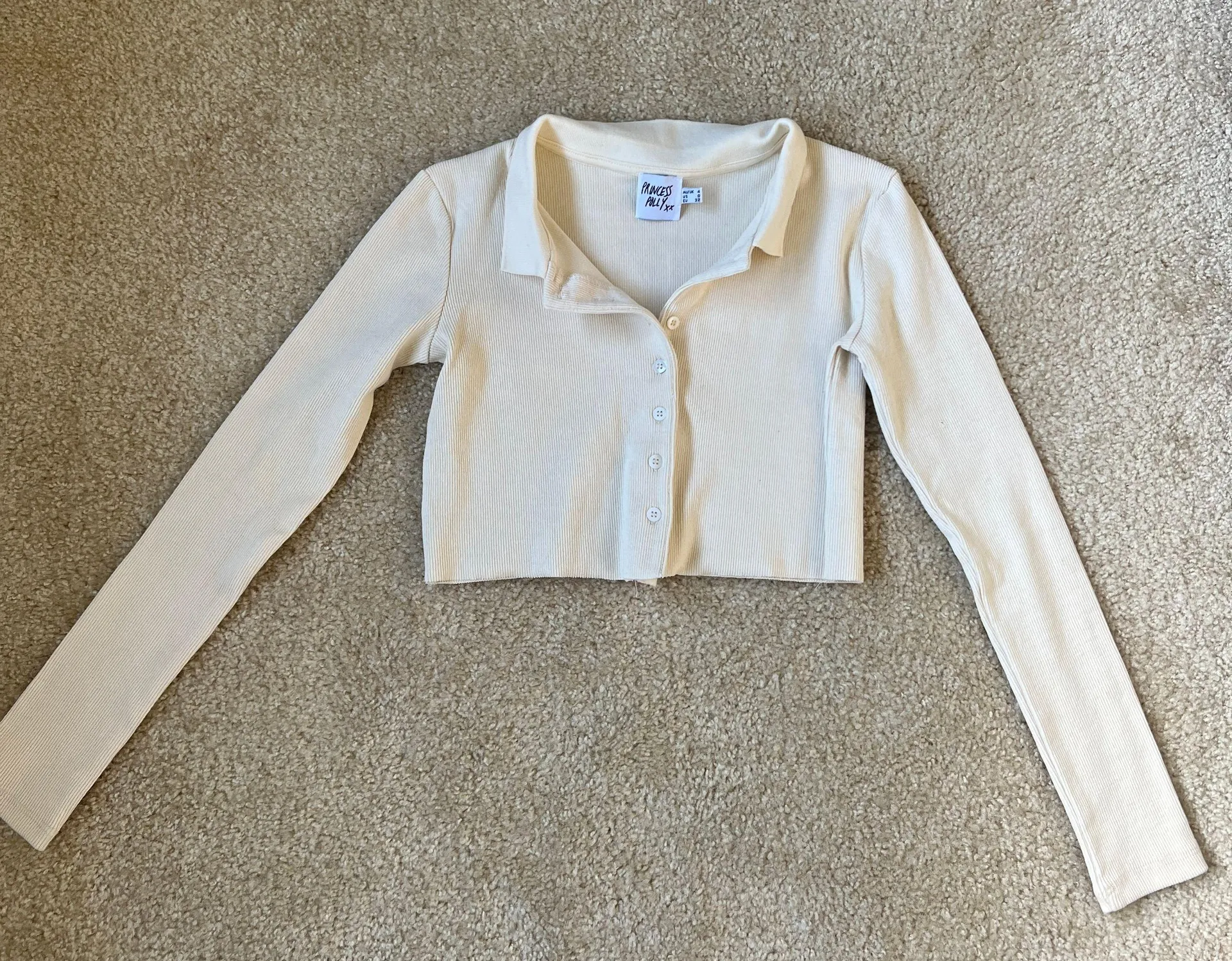 Cropped Long Sleeve Top - Image 3