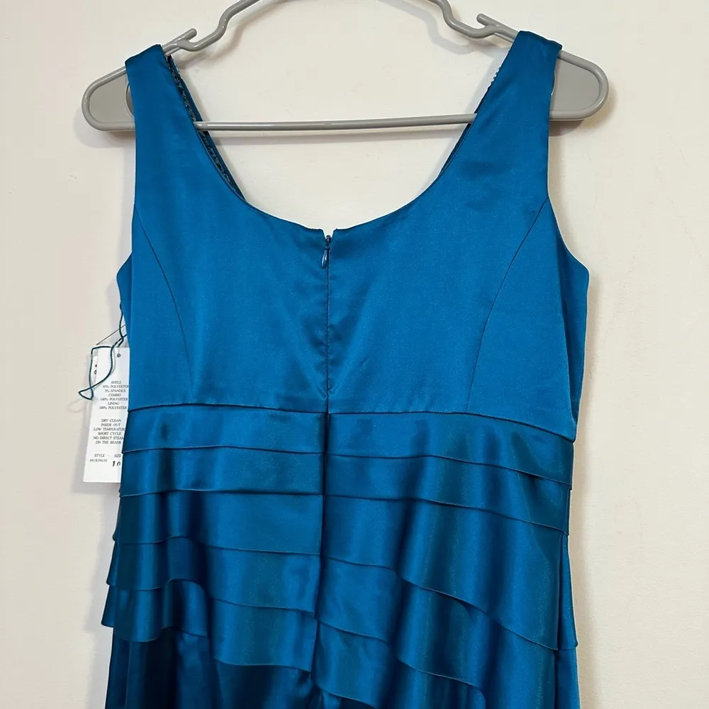 NWT Adrianna Papell boutique embellished peacock gown prom dress satin finish - Image 7