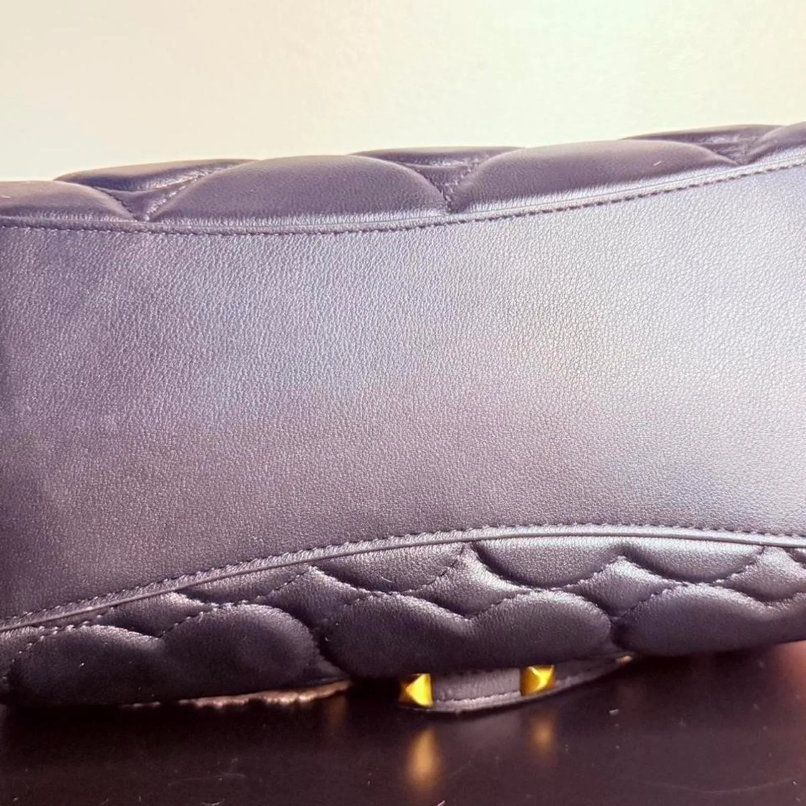 Betsey Johnson Xomia Black Quilted Heart Shoulder Bag Gold Stud Strap NWT - Image 5