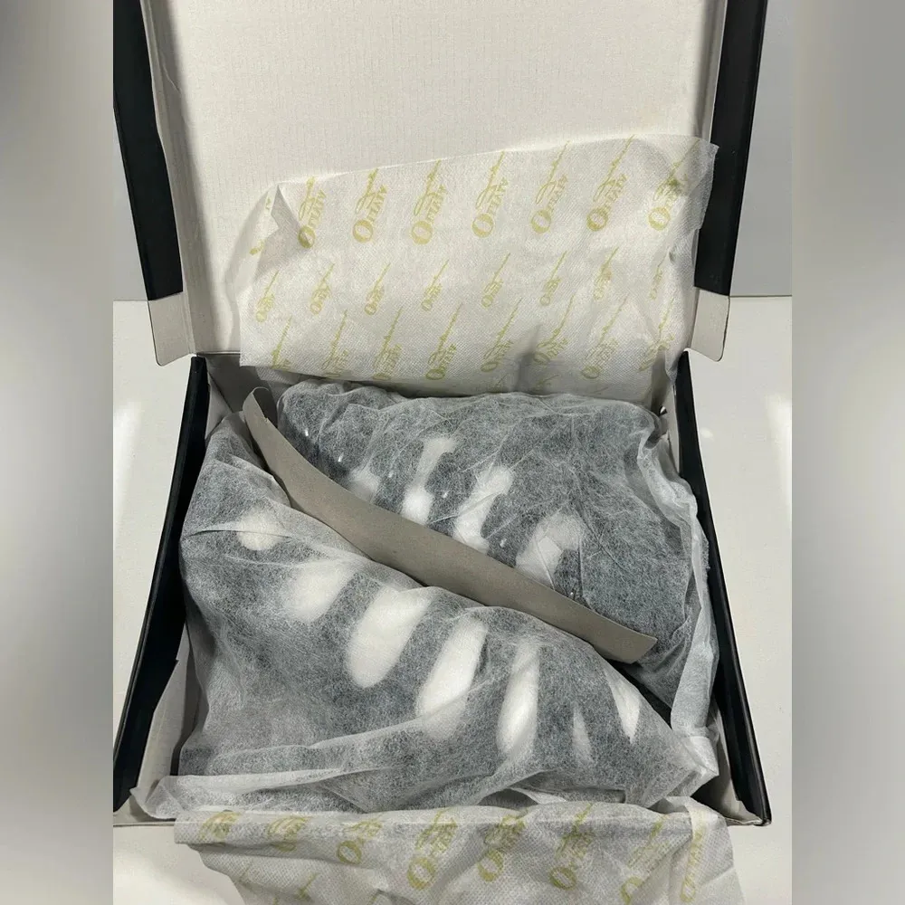 NIB!Olivia Jorgensen "Murray" 7 Buckles - Image 12