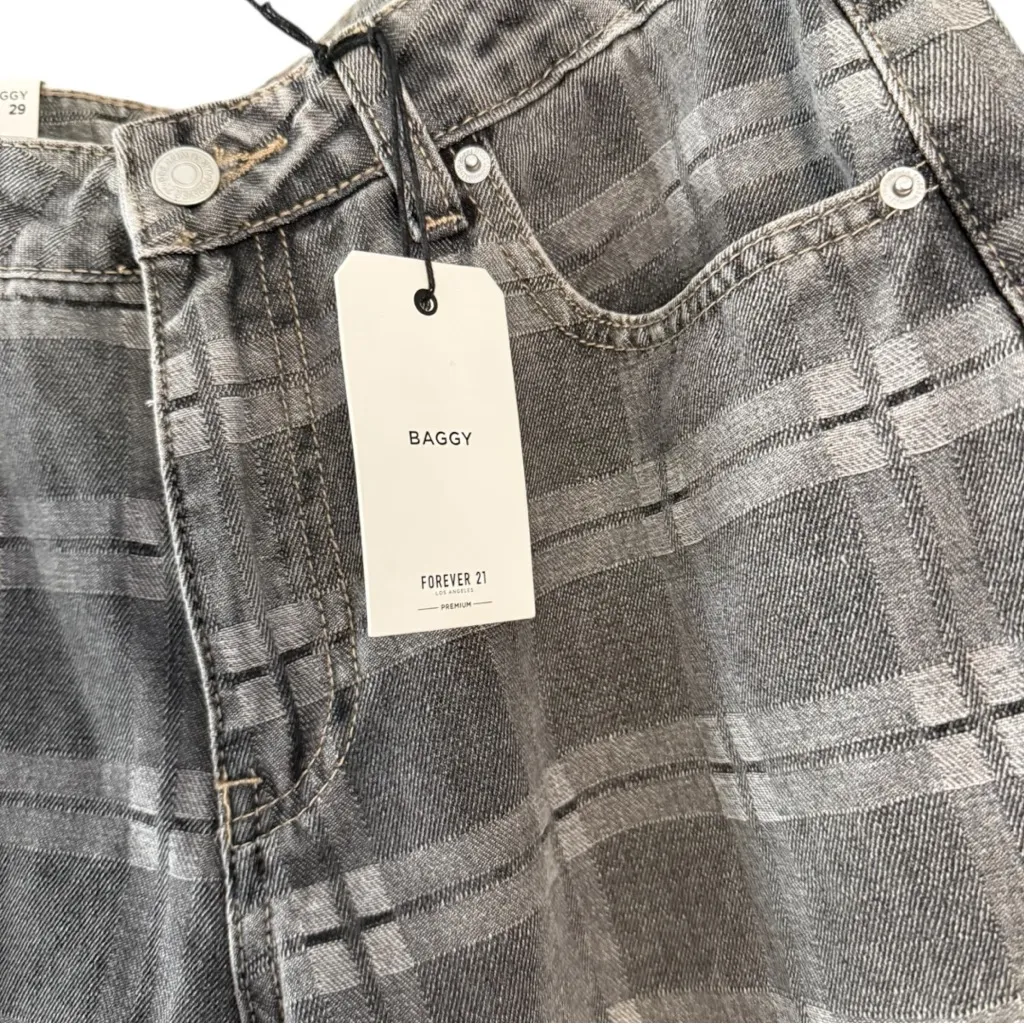 NWT Forever 21 Plaid Baggy Jeans - Image 10