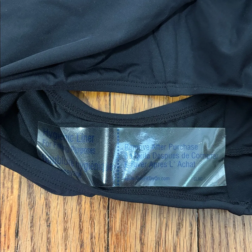 Bleu Rod Beattie Mixed Media V-neck One-Piece‎ Swimsuit Black White Size 6 NWOT - Image 5