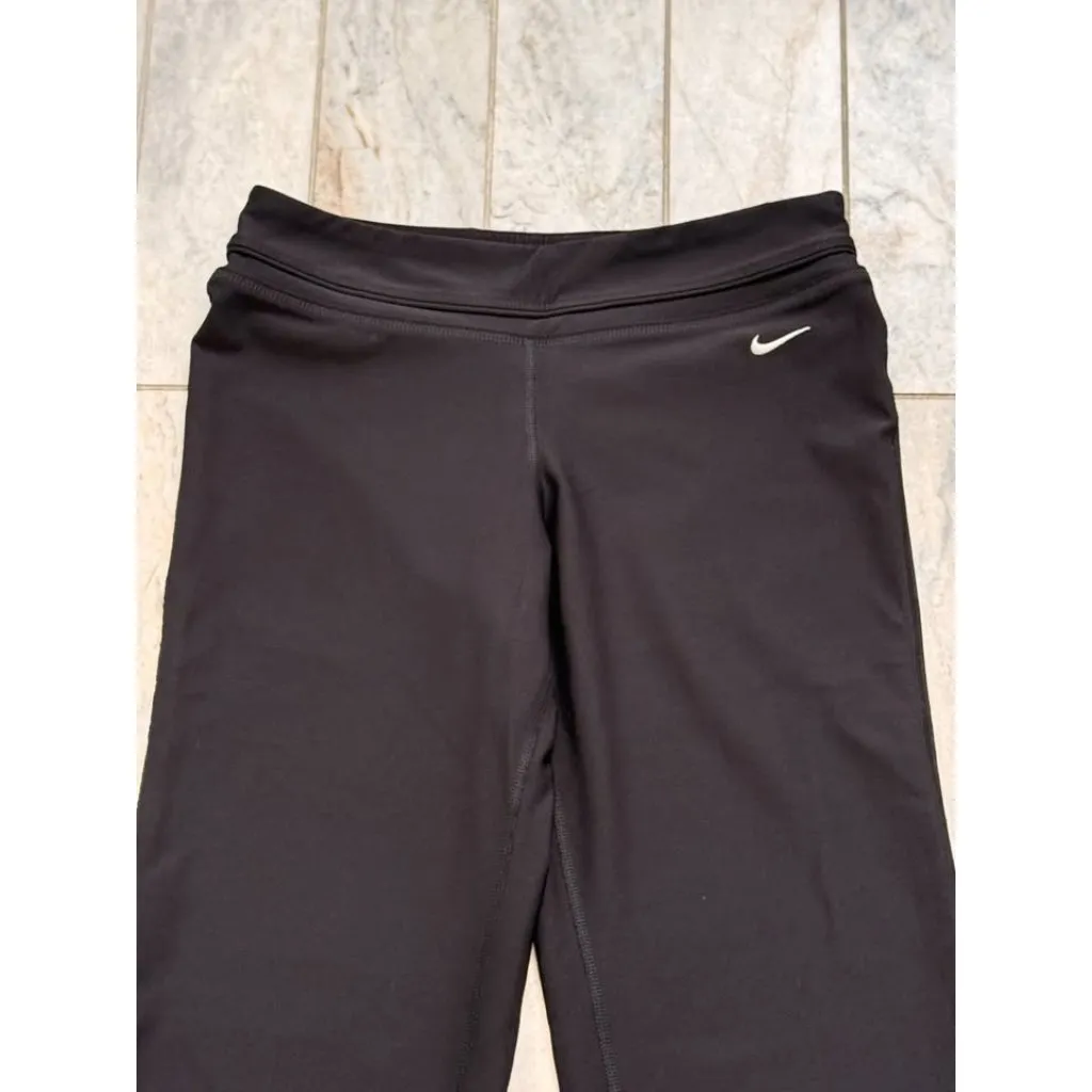 NEW Nike women's small 4/6 DRI-FIT Black Capri wide leg leggings - Image 3