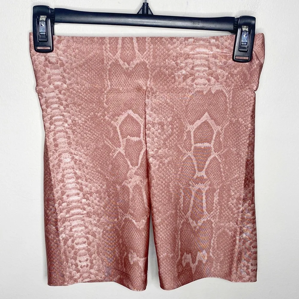 Koral slalom reptile sand high rise biker shorts size M - Image 2