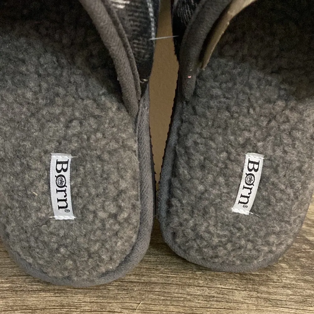 BORN New! Women’s Plaid black - Image 4