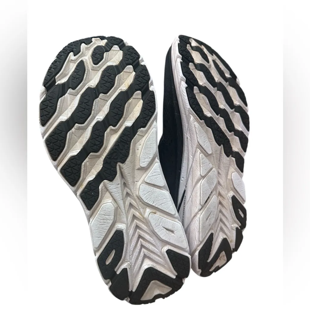 HOKA women’s sneakers- 10.5D - Image 2