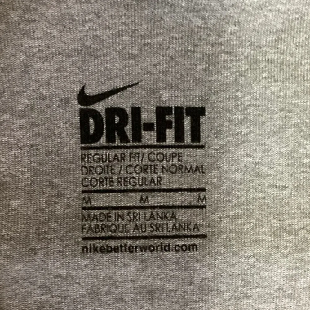 Nike Dri Fit Gray Scoop Neck Sleeveless Racerback Workout Tank Top Size M - Image 3