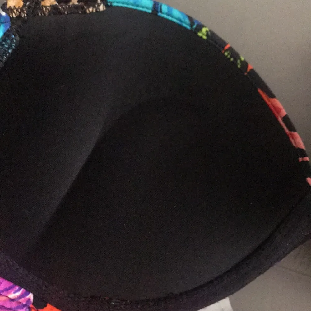 Victoria's Secret Swim BOMBSHELL Adds 2-Cup 32B - Image 4