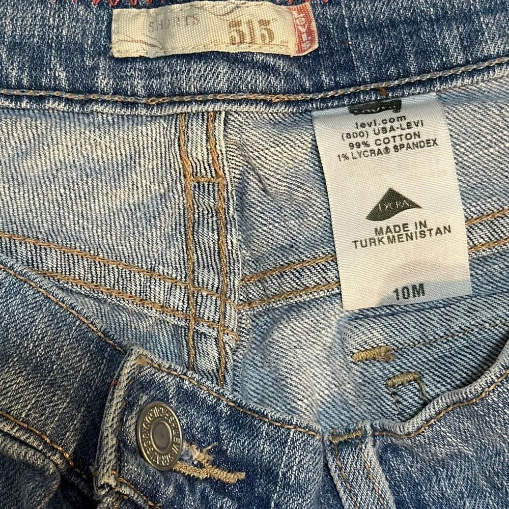 Levi's Levi’s 515 Shorts Size 10. Waist: 32 inches. - Image 7