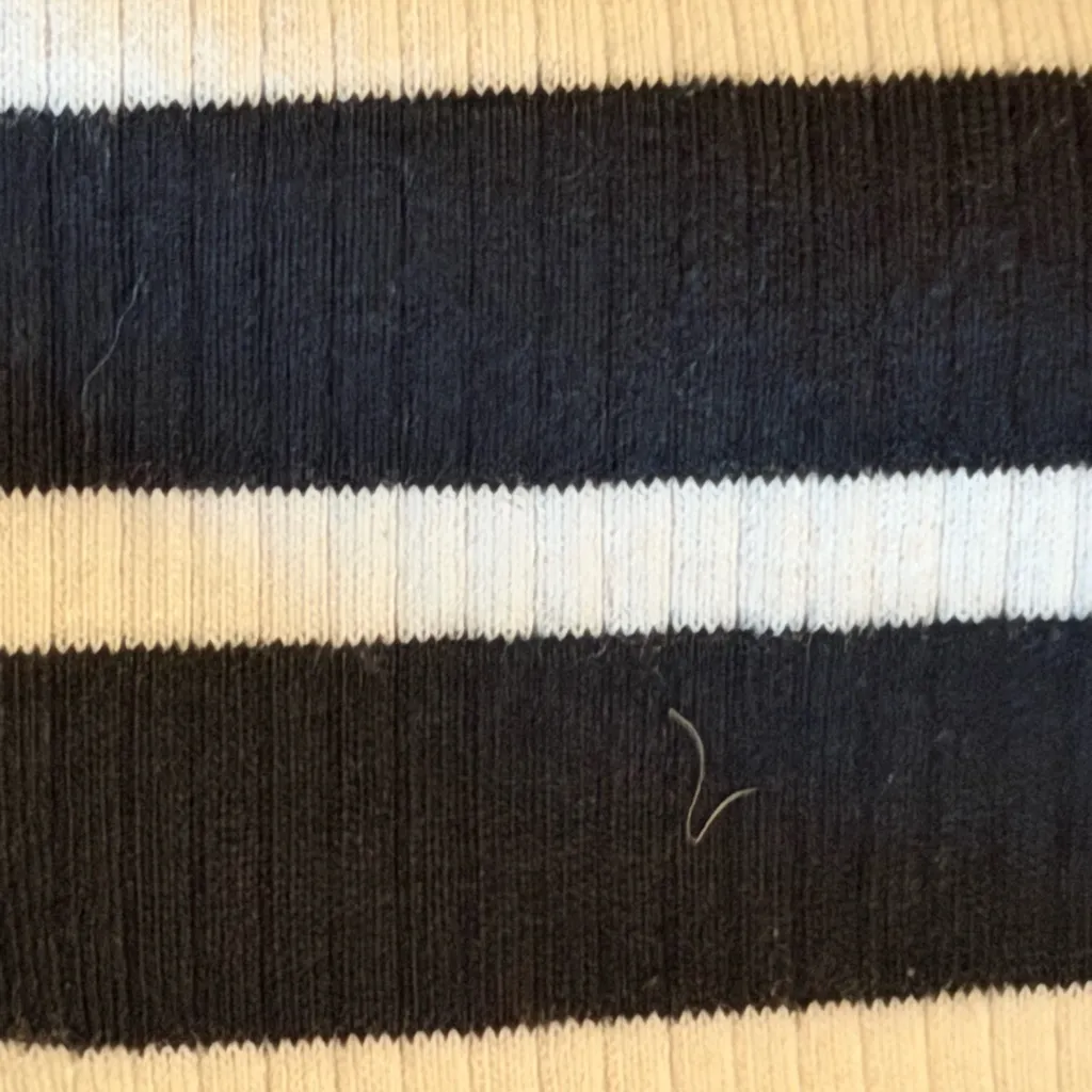 Lucky Brand Black and White Striped Women's Top Ribbed off shoulder NWT - Image 4