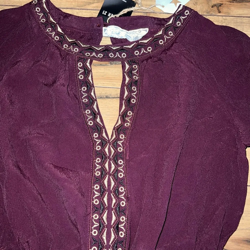 maroon romper - Image 2