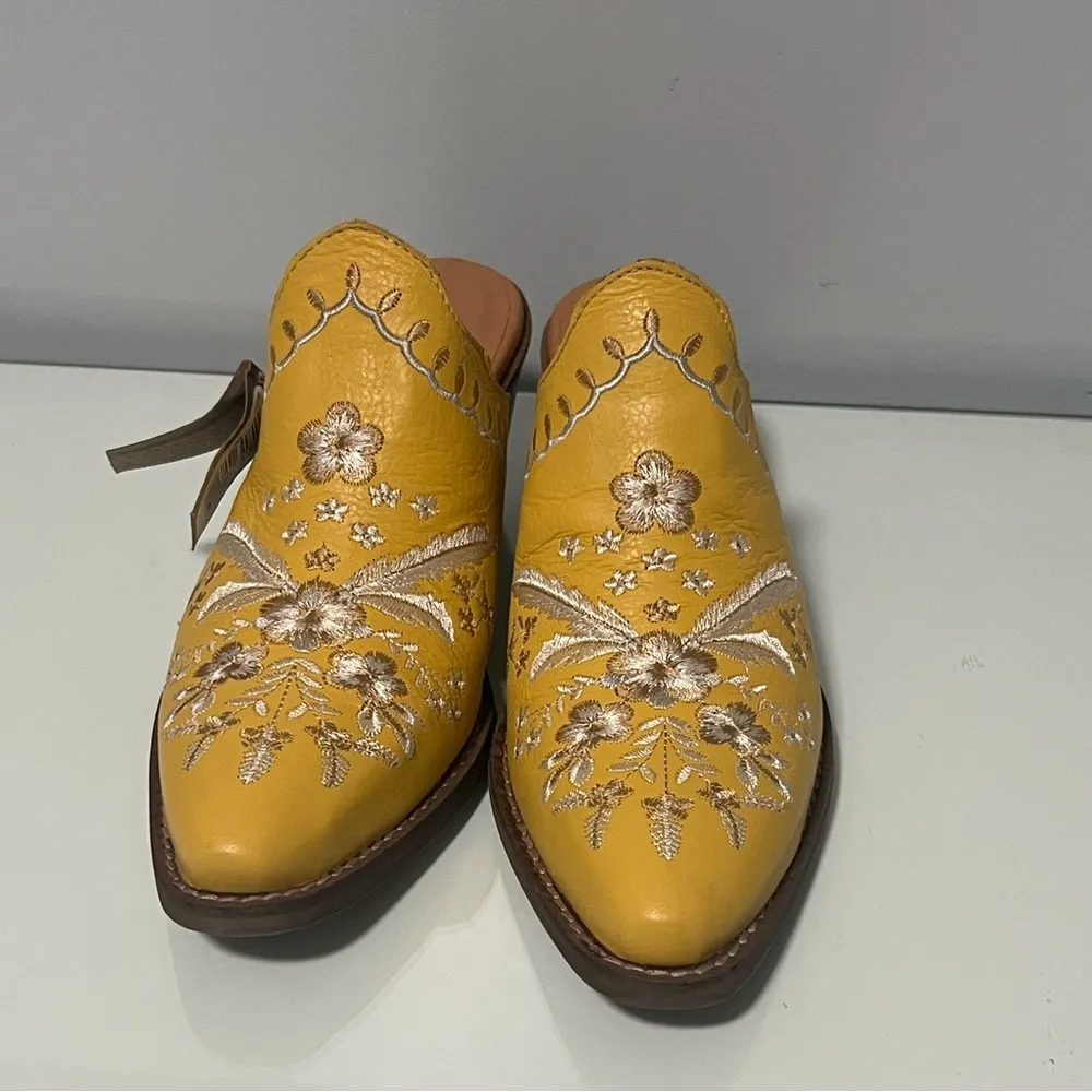 Dingo  Yellow Embroidered Mules with Western Flair - Image 3