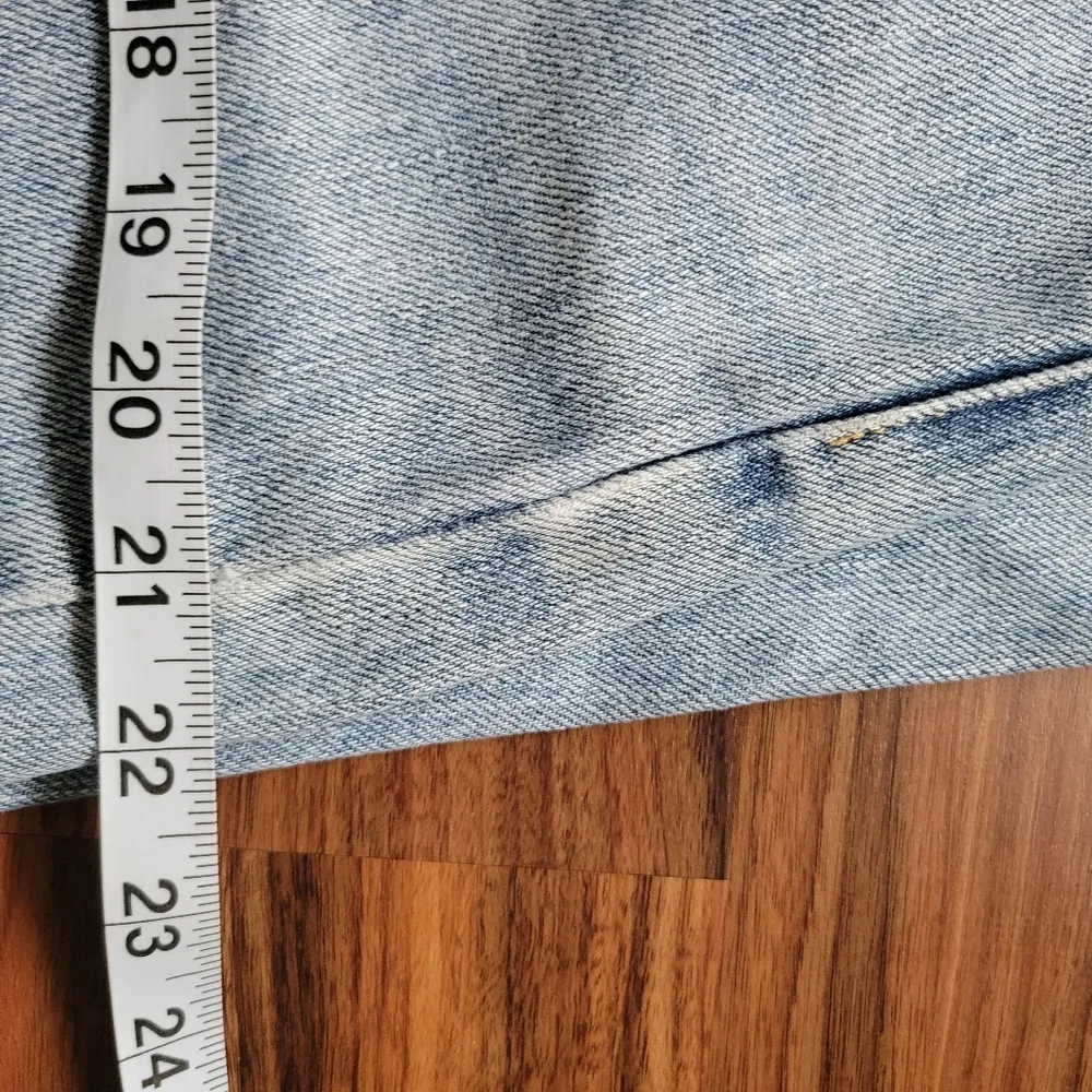 Levis y2k 550 relaxed tapered leg jeans size 14 - Image 11