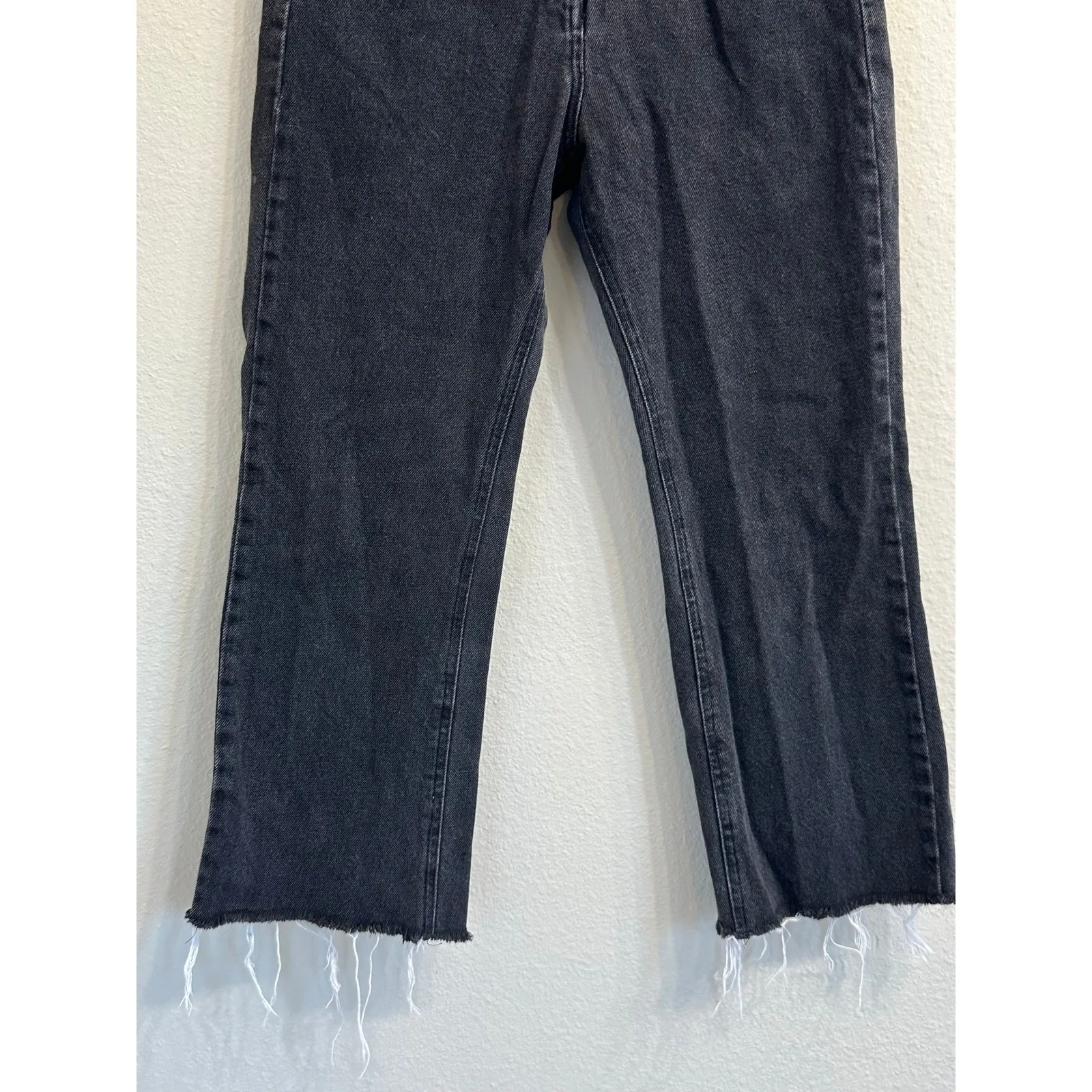 Nanushka Pyramid Cropped Wide Leg Jeans XS Washed Black Frayed Hem Patch‎ Size 24 - Image 9