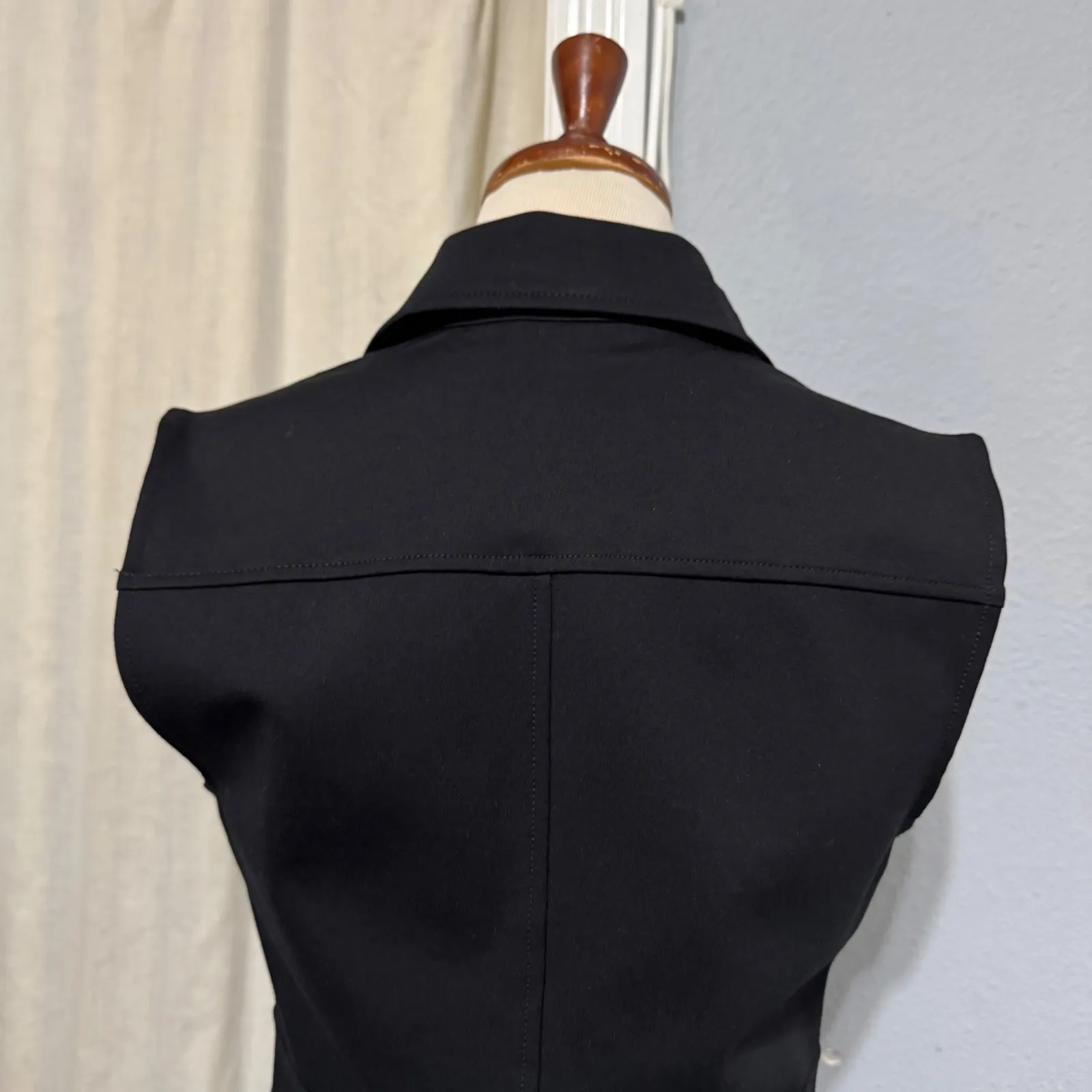 Joie Anthropologie Black Sleeveless Blazer Vest Gold Buttons Utility Pockets XS - Image 7