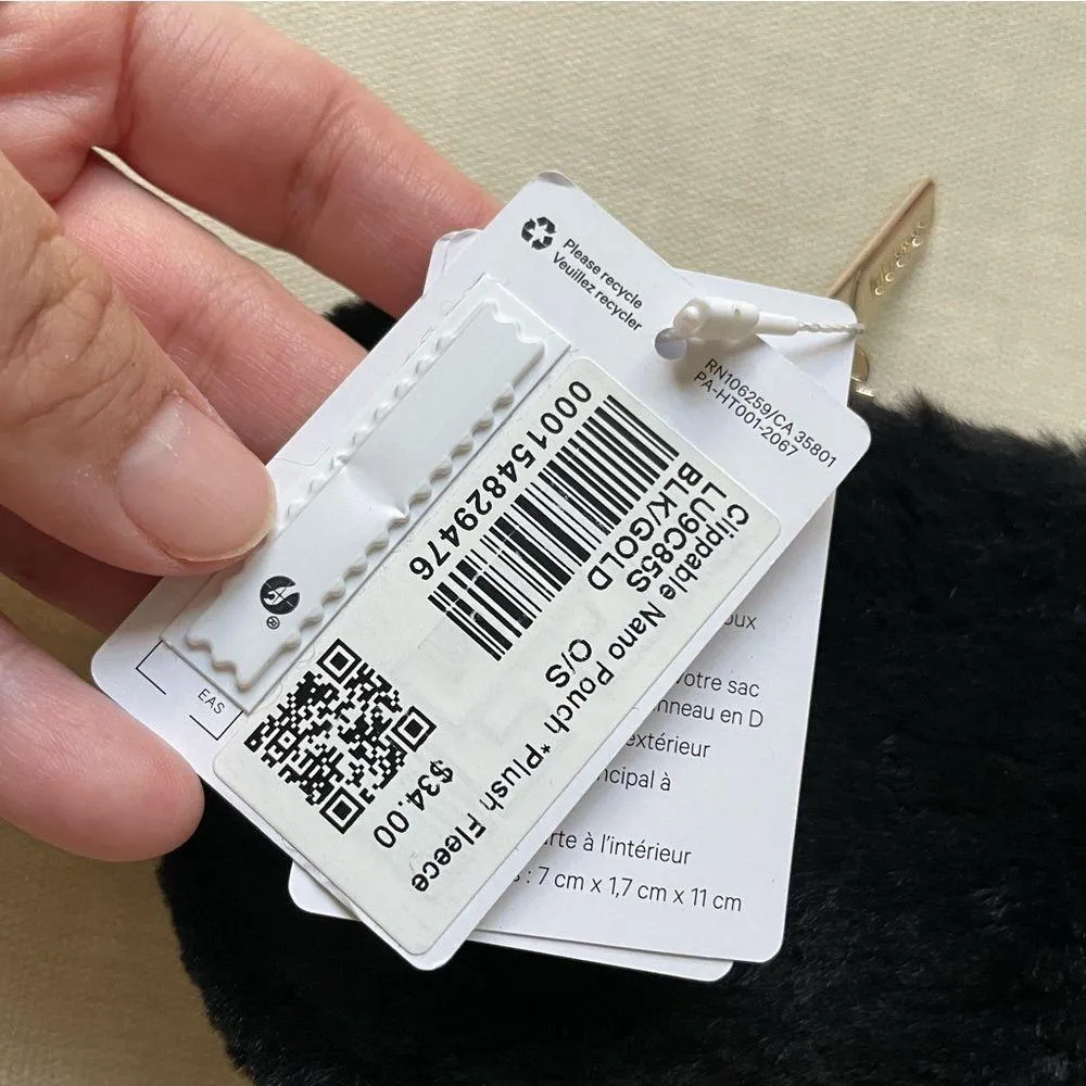 Clippable Nano Pouch *Plush Fleece - Black/Gold - Image 3