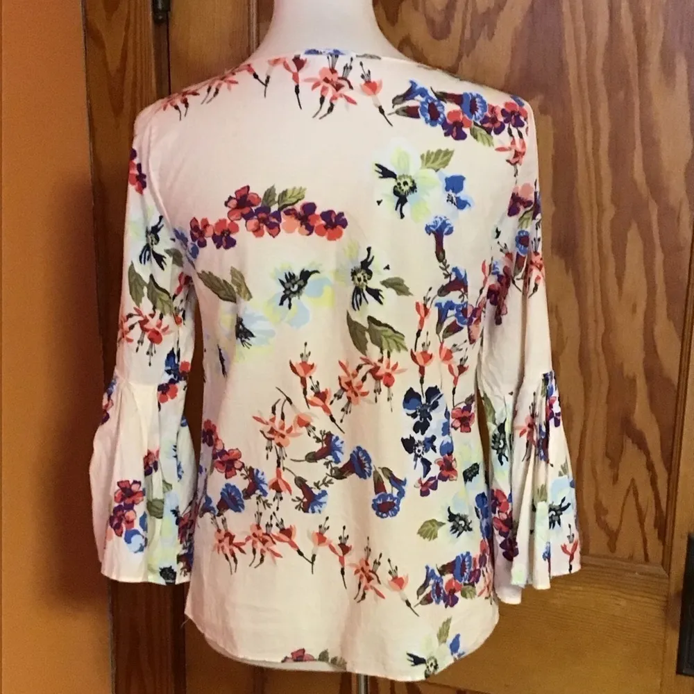 Jane & Delancey Floral Bell Sleeve Blouse Boho Romantic Top - Image 16