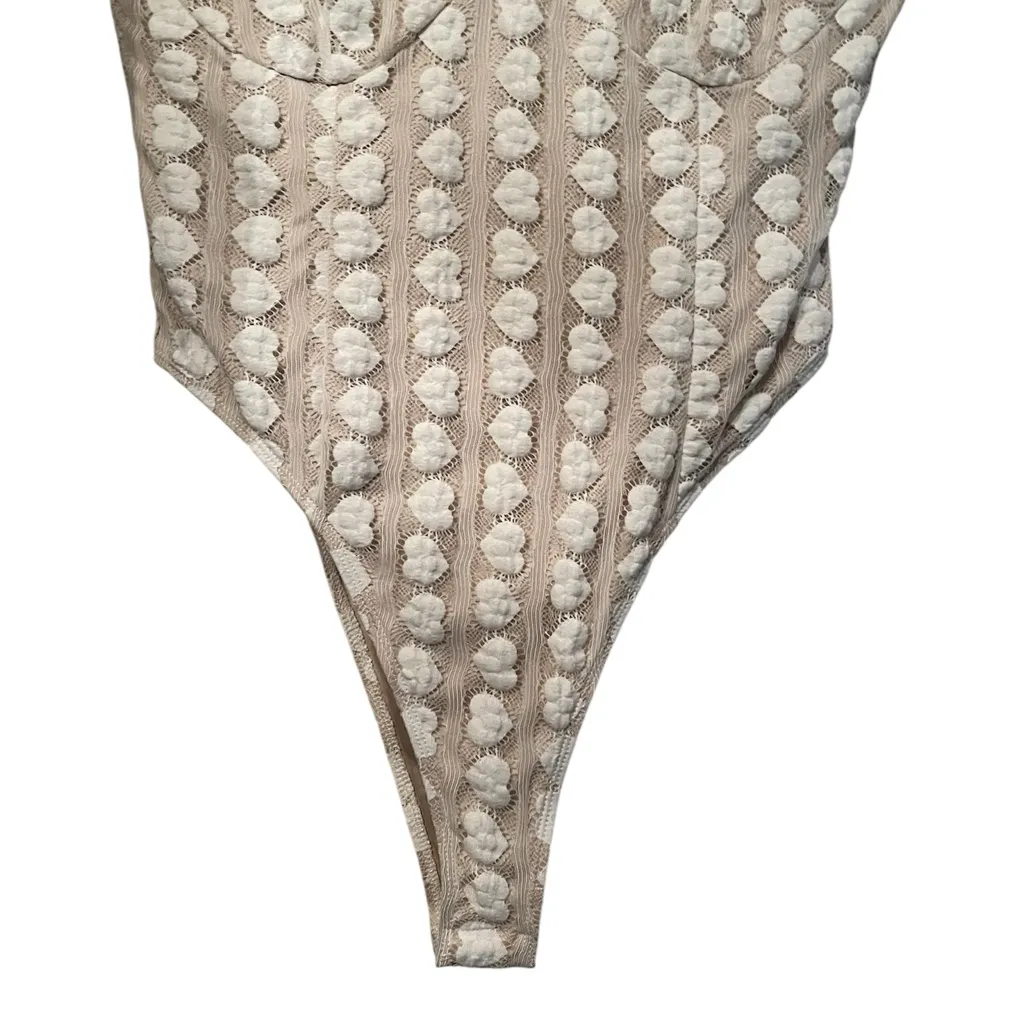 SHEIN Cream Lace Bodysuit - Image 8