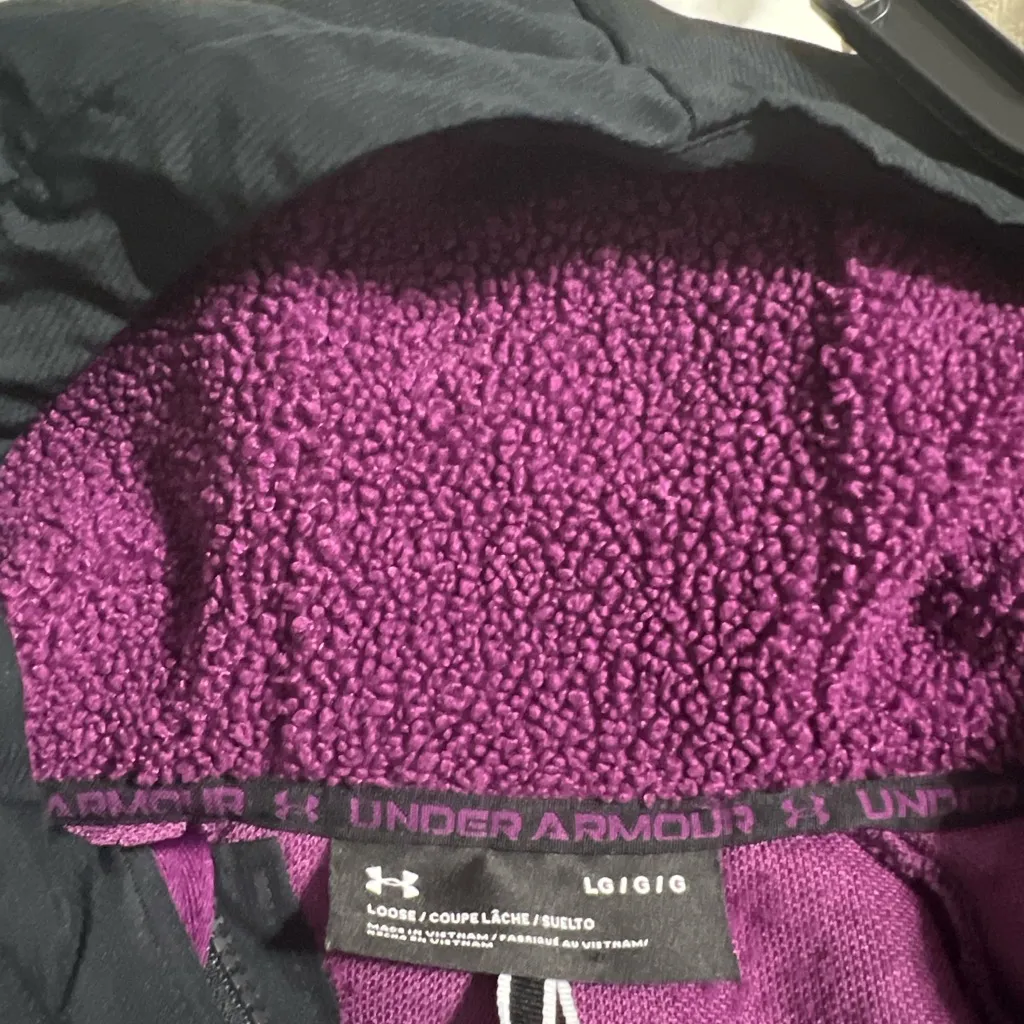 Under Armour Black and Purple Fleece Top - Image 3