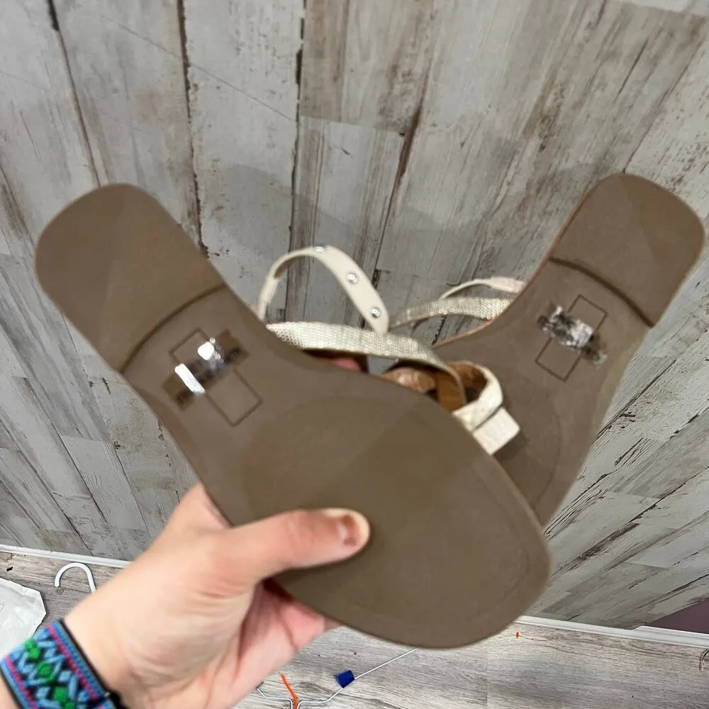 DV by Dolce Vita Jessa Strappy Flats Sandals Womens Size 6.5 Studded Metallic Tan - Image 4