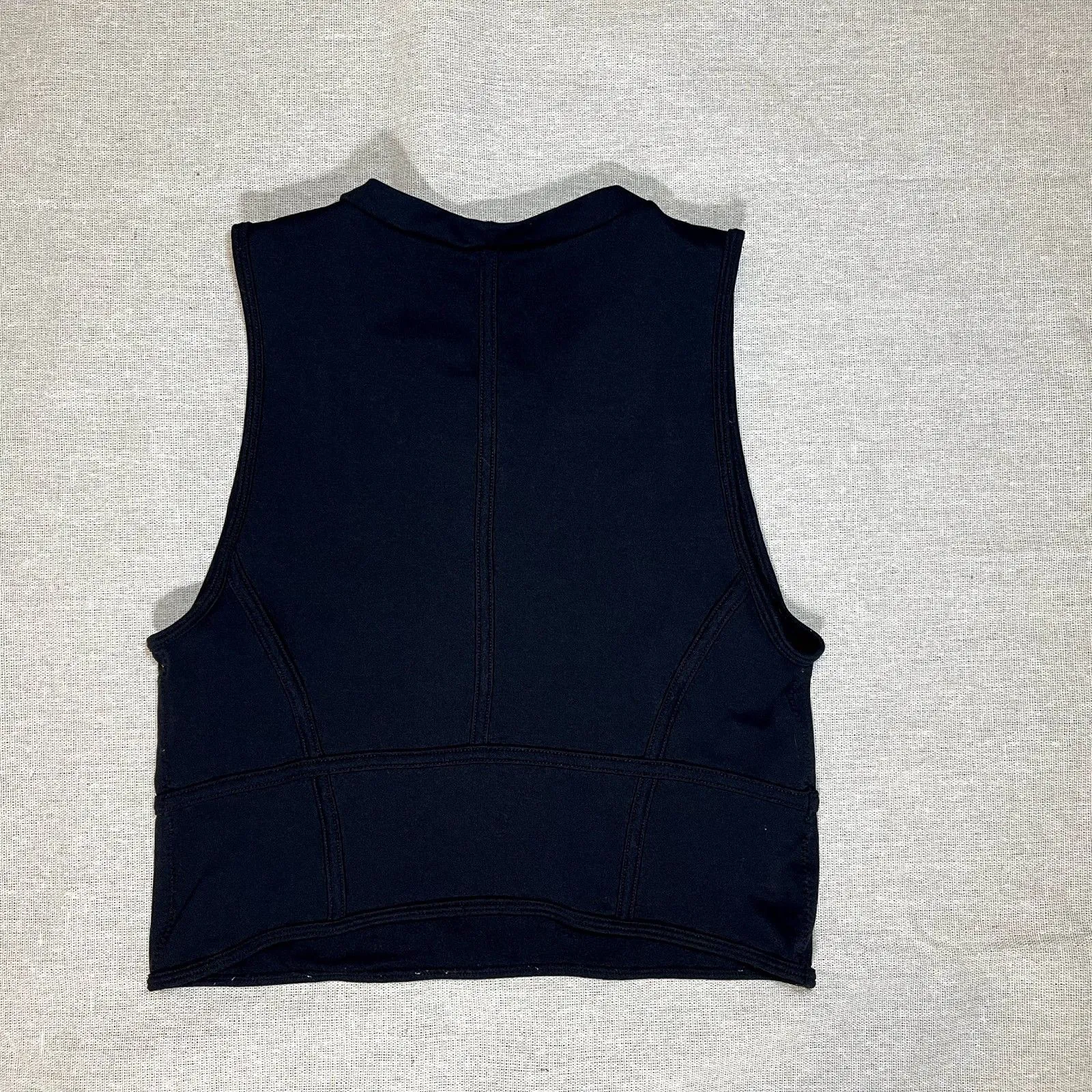 Bloom Seasons | Black Sleeveless Piped Top | Medium - Image 2