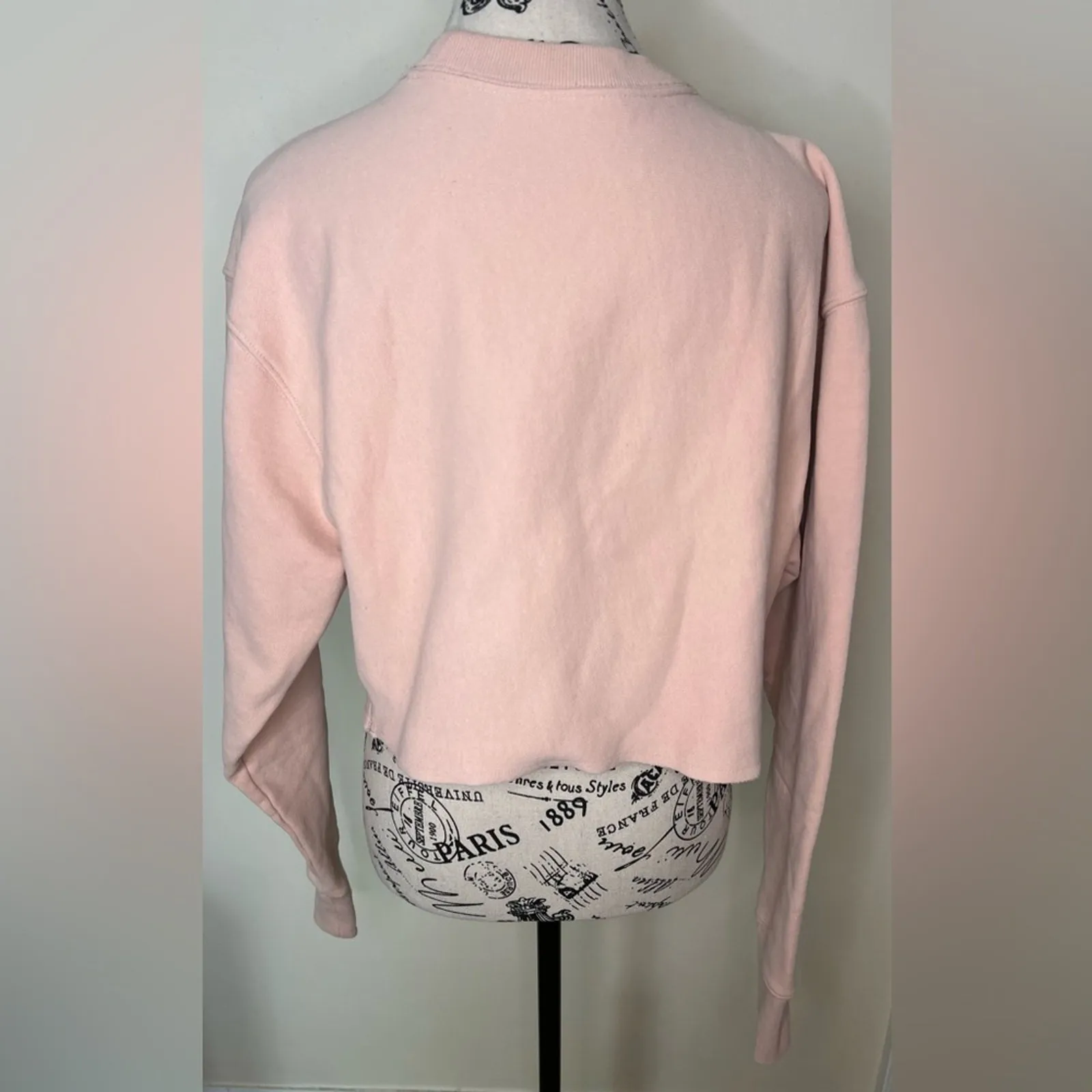 Champion‎ Cropped Reverse Weave Sweatshirt Light Pink Medium VGUC - Image 4