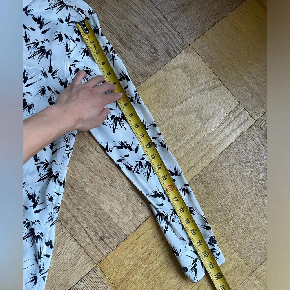 Equipment Ivory/Black Patterned Silk Button-Down Sz XS (READ) - Image 8