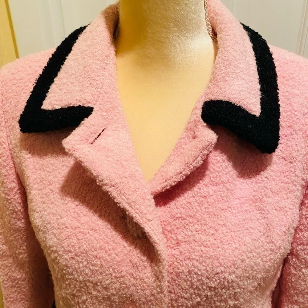 Marvin Richards Pink with black trim teddy jacket. Wool and nylon. Size 6. EUC. - Image 3