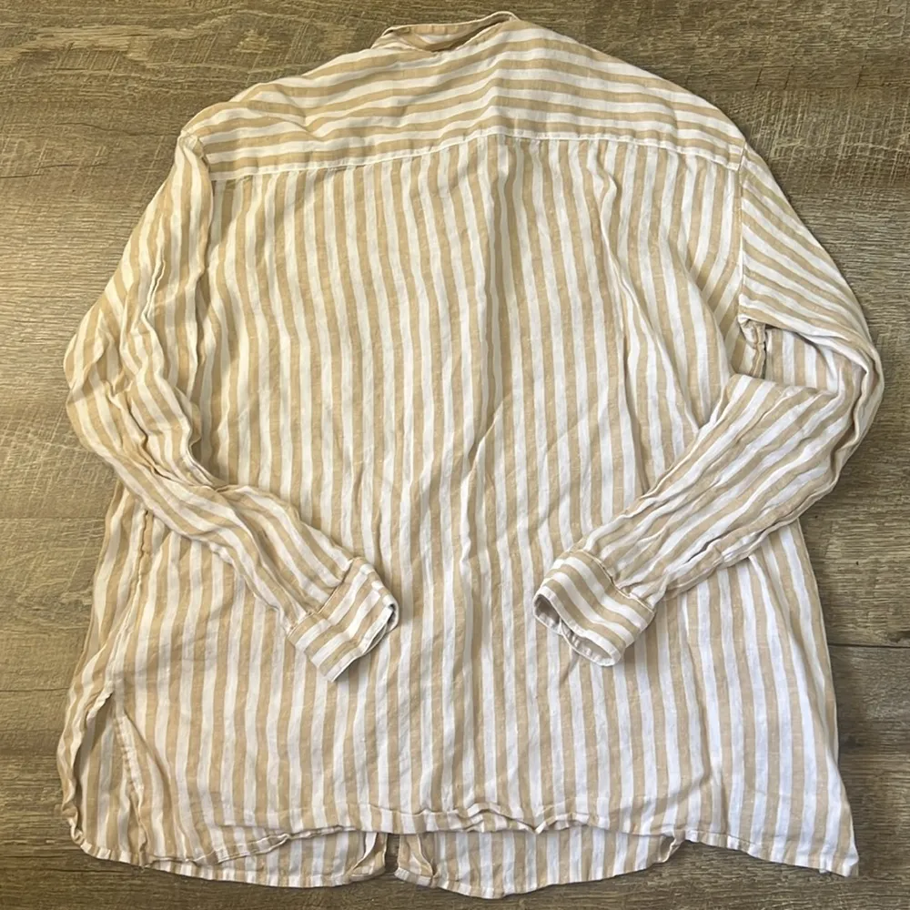 J.Jill Love Linen Beige and White Striped Button Down Size Medium - Image 5