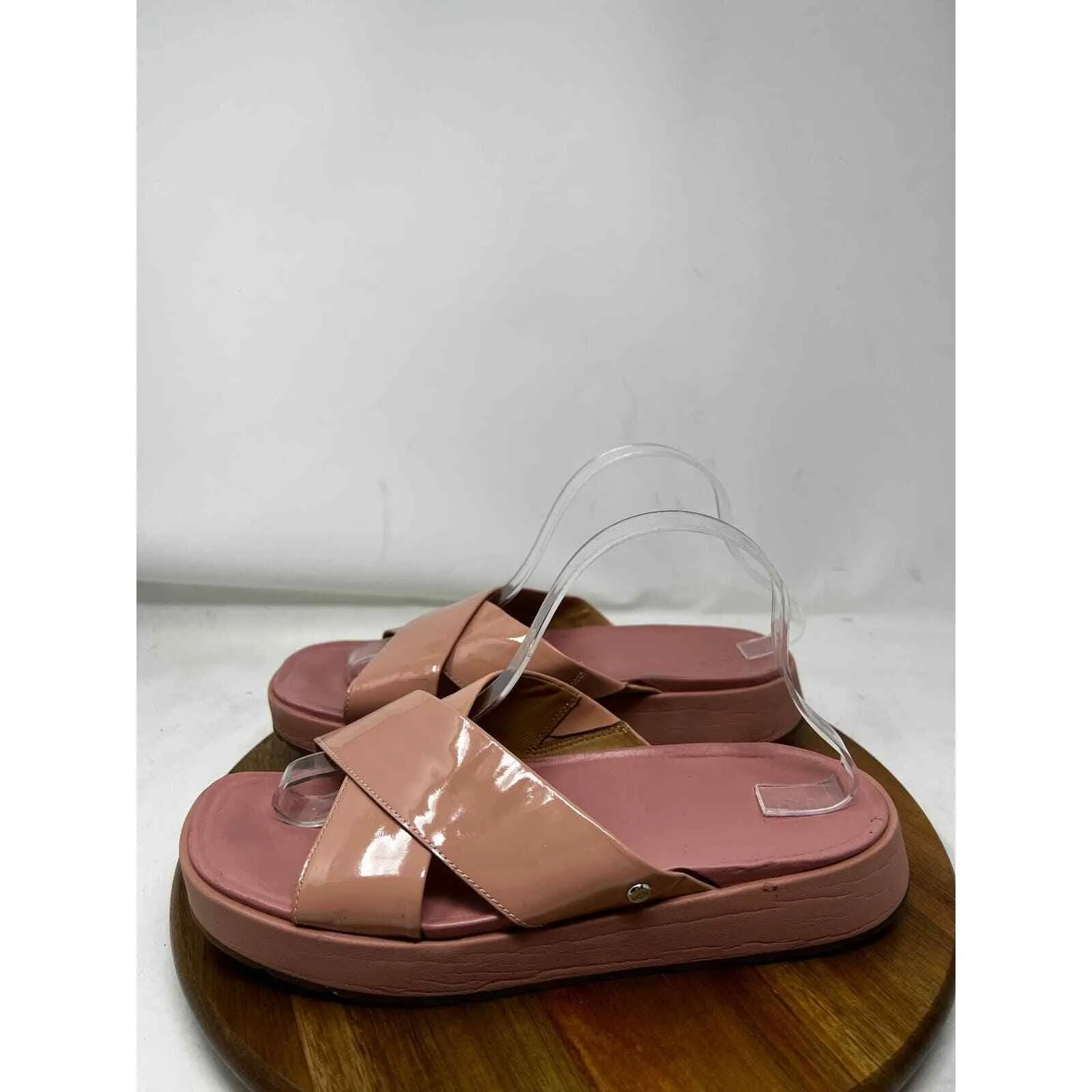 UGG Pink Patent Leather Criss Cross Platform Slide Sandals Size 10 Casual‎ - Image 4