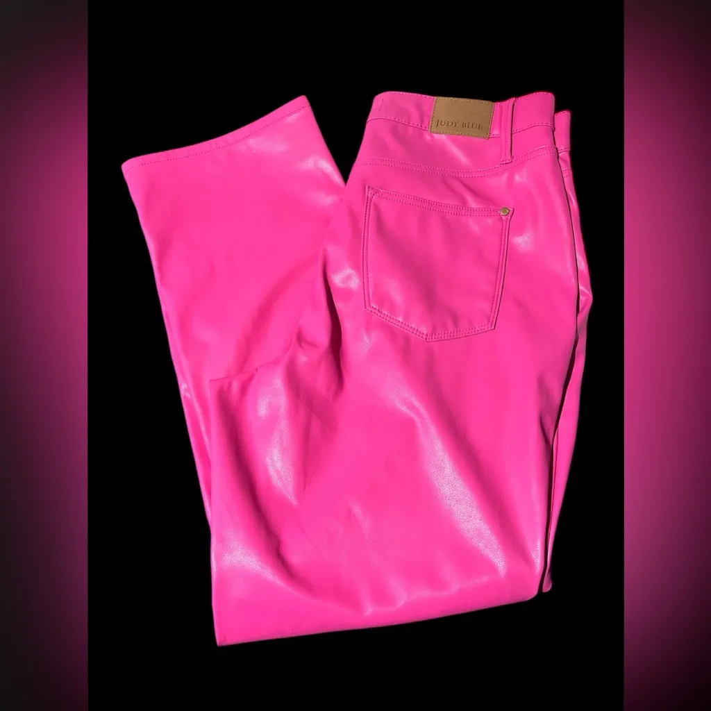 Judy Blue Hot Pink
Tummy Control
Vegan Leather
Straight Stretch Jean Size 14W - Image 6